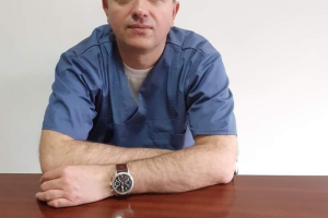 Fotografia 4 — Medic Primar Obstetrică Ginecologie Doctor în Științe Medicale Dr. Cristi Caraveteanu